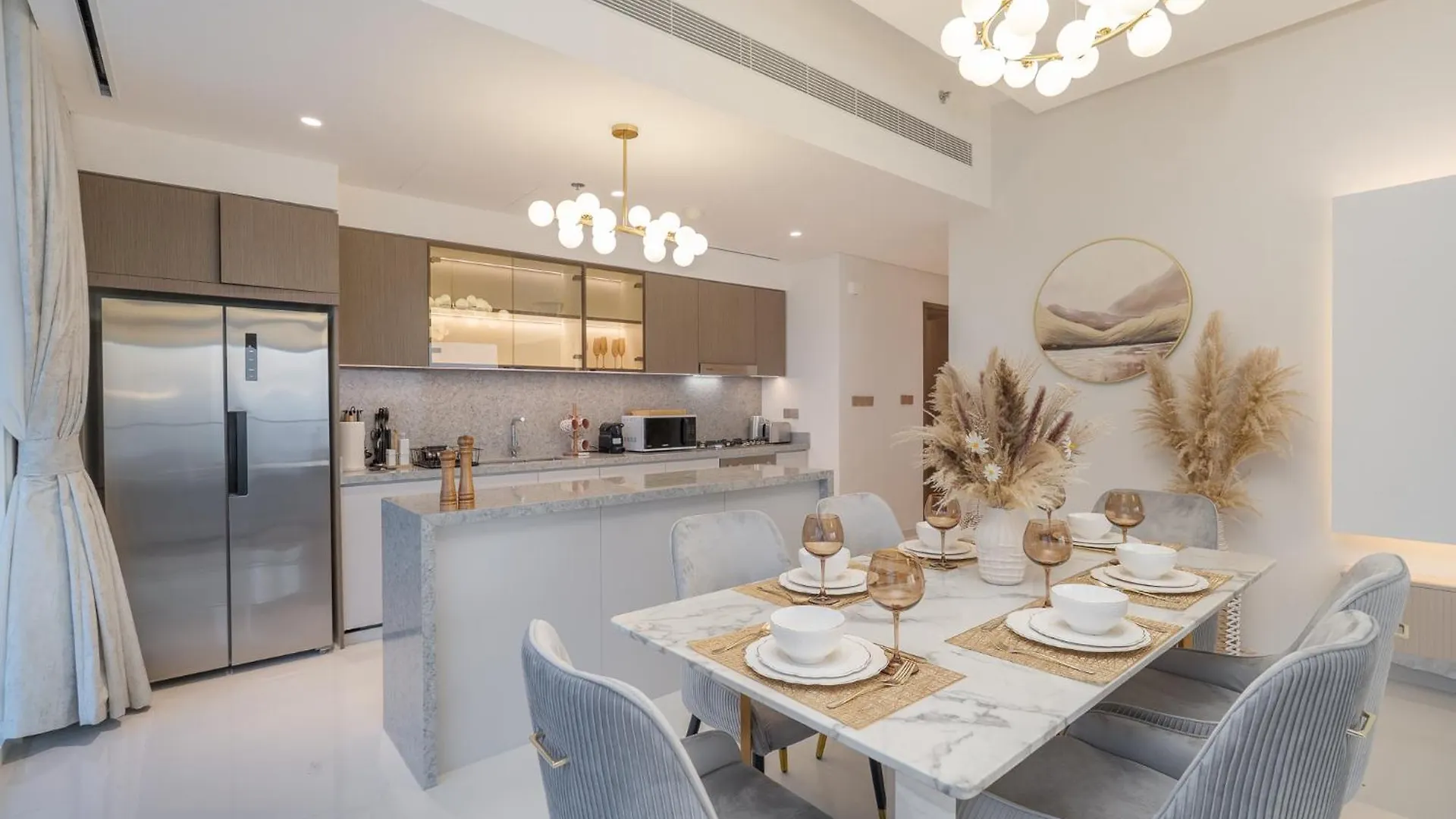 Grand Bleu I Private Beach I Palm Jumeirah, Sea & Sky Views I Infinity Pool I Ps5 I By Skyline Serenity Dubaj