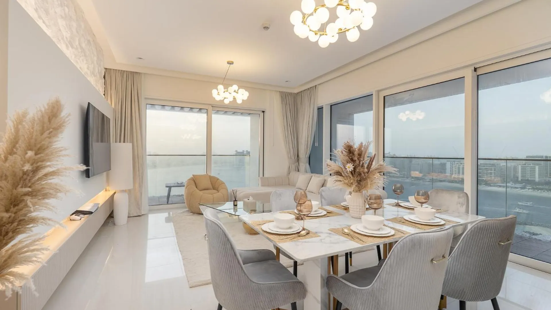 Grand Bleu I Private Beach I Palm Jumeirah, Sea & Sky Views I Infinity Pool I Ps5 I By Skyline Serenity Dubaj Apartmán