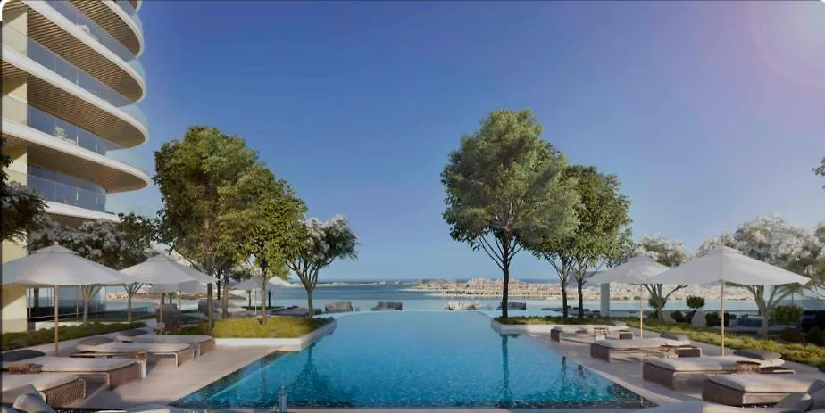 Grand Bleu I Private Beach I Palm Jumeirah, Sea & Sky Views I Infinity Pool I Ps5 I By Skyline Serenity Dubai